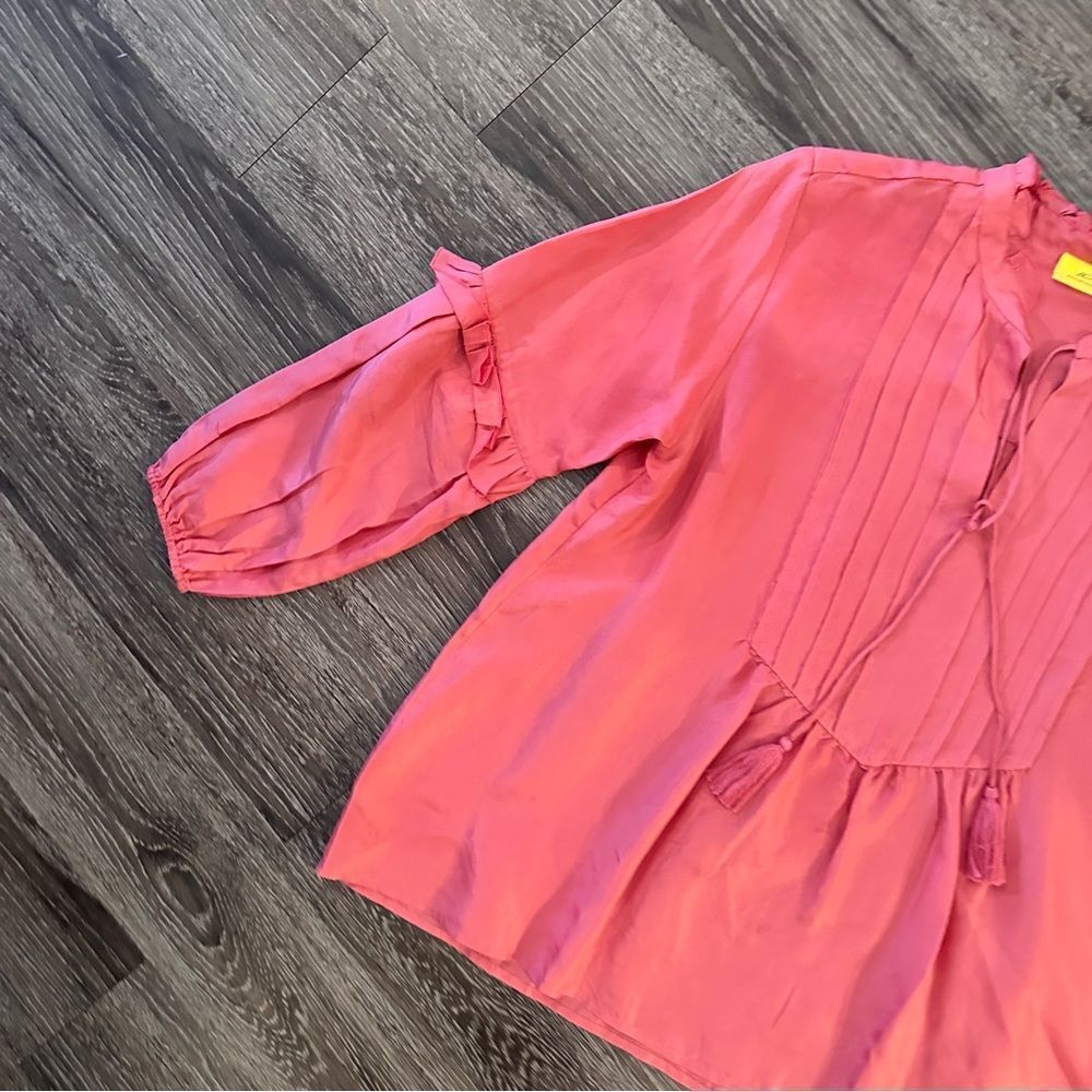 Roller Rabbit Ishorya Coral Silk Blouse - Picture 2 of 9